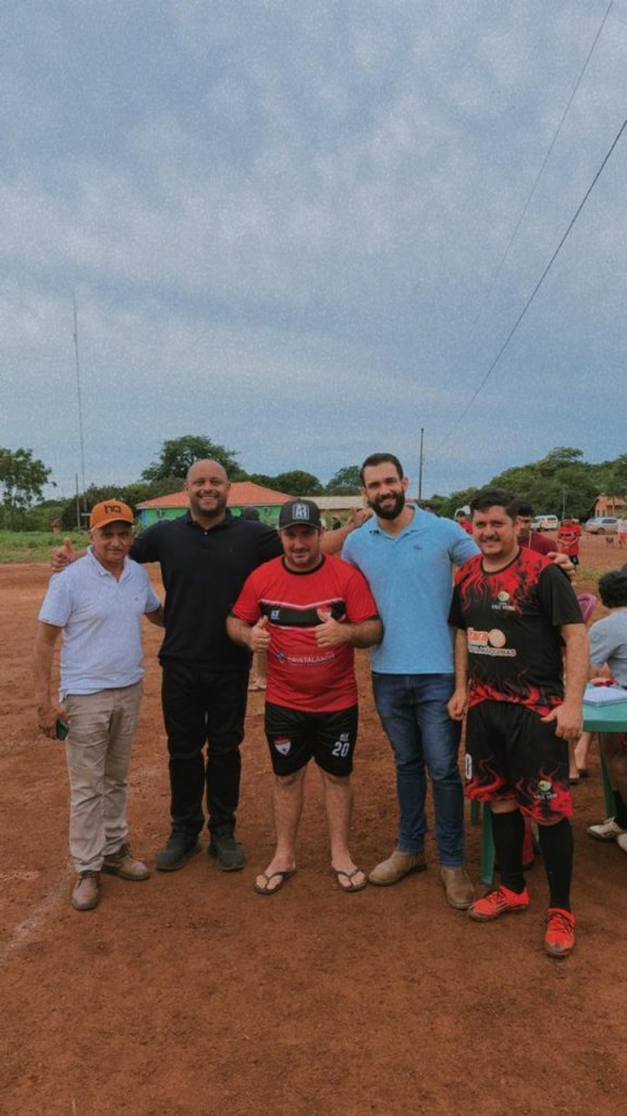 ⚽ Câmara Municipal prestigia Torneio Society Cantão do Araguaia